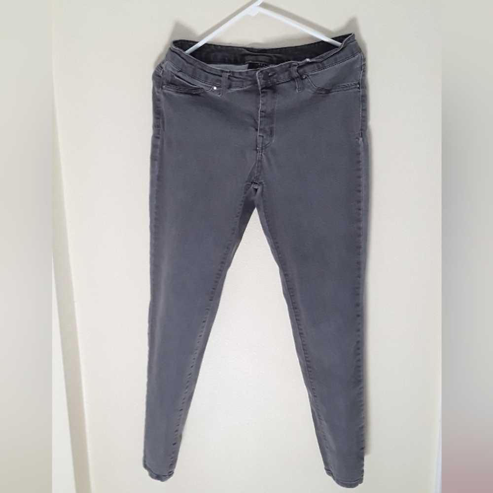 Serra Women's Skinny Jeans - Gray